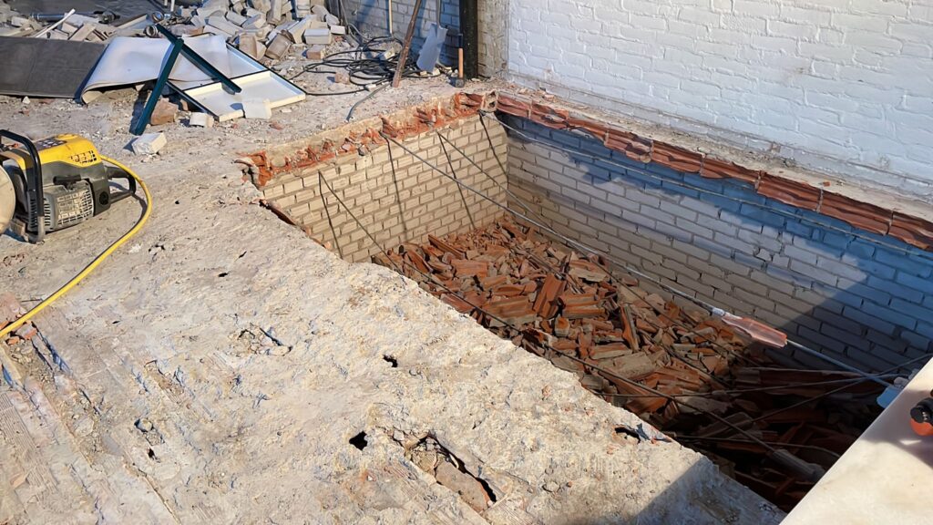 Renovatie Van Naoorlogse Woningen: De Uitdagingen Van NeHoBo Vloeren Aanpakken